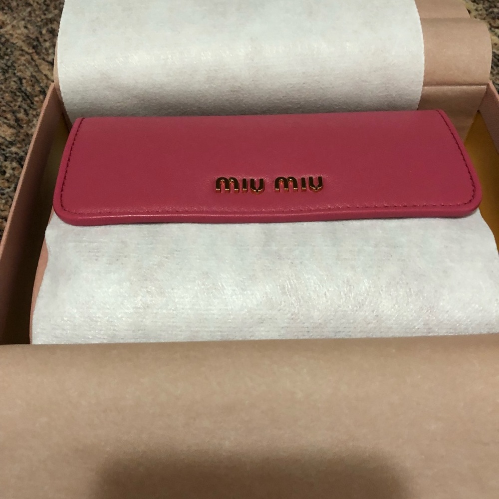 Miu Miu New Matelasse Pink Wallet - image 2